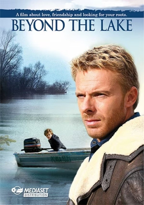 Al di là del lago poster