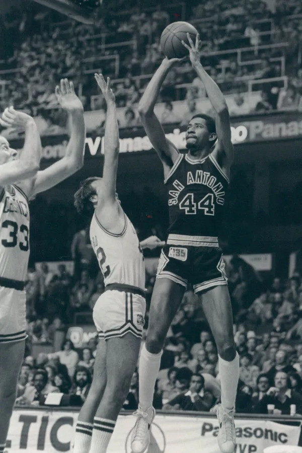 1982 Bucks vs Spurs poster